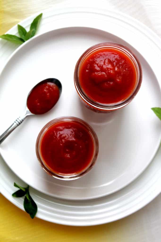 Homemade tomato ketchup made with fresh tomatoes in instant pot