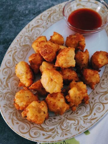 Rice pakora (chawal ke pakode) made with leftover rice